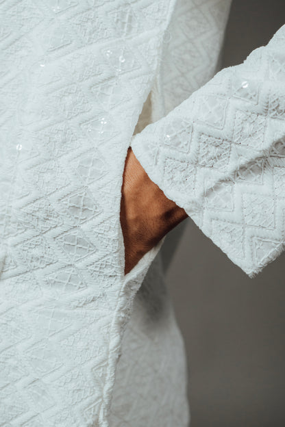 Safaid-e-Noor Kurta with pajama